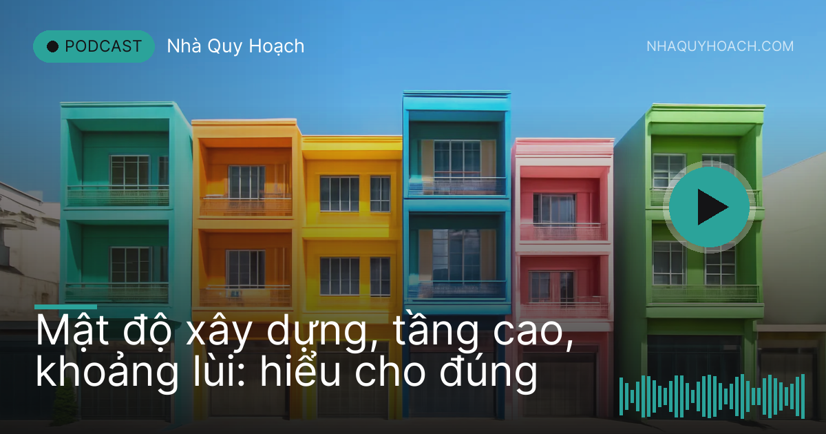 Dãy nhà phố cao thấp khác nhau nhìn từ bên kia đường dưới trời xanh
